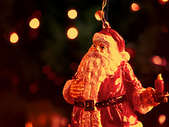Not-So-Secret Santa Picks Up $16K For 1,000 Shoppers' Holiday Layaway Items