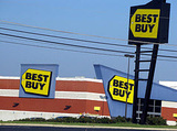 Best Buy Employees Fired For Attempting To Stop Knife-Wielding Shoplifters