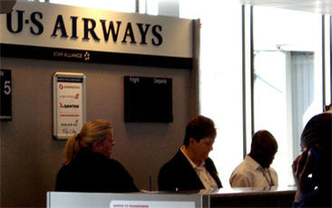 US Airways Cancels 530 Flights, Lets Passengers Sit On Tarmac 6 Hours With Overflowing Toilets, No Water