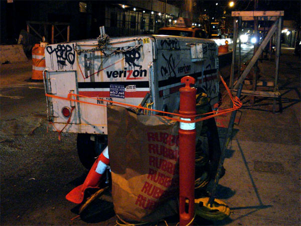 Verizon Keeps Making Up Contract law To Prevent Customers From Cancelling Without Penalty