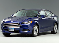 Ford claims the Fusion Hybrid gets 47 mpg. The Consumer Reports test puts that number at 39 mpg.