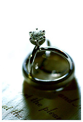 Jared Sold Us Two Really Terrible Engagement Ring Settings – Consumerist