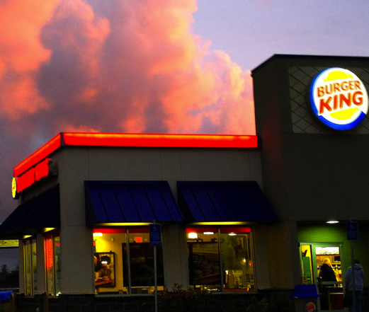 Burger King Customer Complains About Sandwich, Employee Threatens Him With Box Cutter