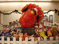 ‘Tis The Season To Use A Frozen Turkey As A Weapon During Grocery Store Brawl