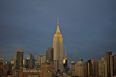 Man Sued Over Pic Of Topless Woman At Empire State Building Redefines “Tourist Attraction”