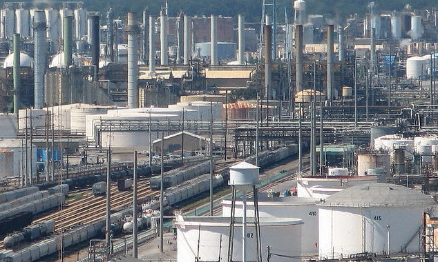 The ExxonMobil facility in Baton Rouge (photo: John Hanley)