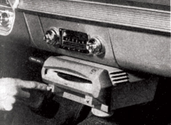 The Norelco Auto Mignon held one 45 RPM record and deserves a space in the Distracted Driving Hall of Shame.