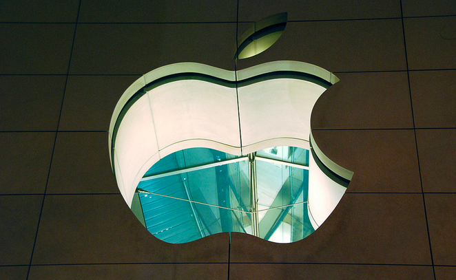 People Started Lining Up Outside Of Tokyo Apple Store On Sunday