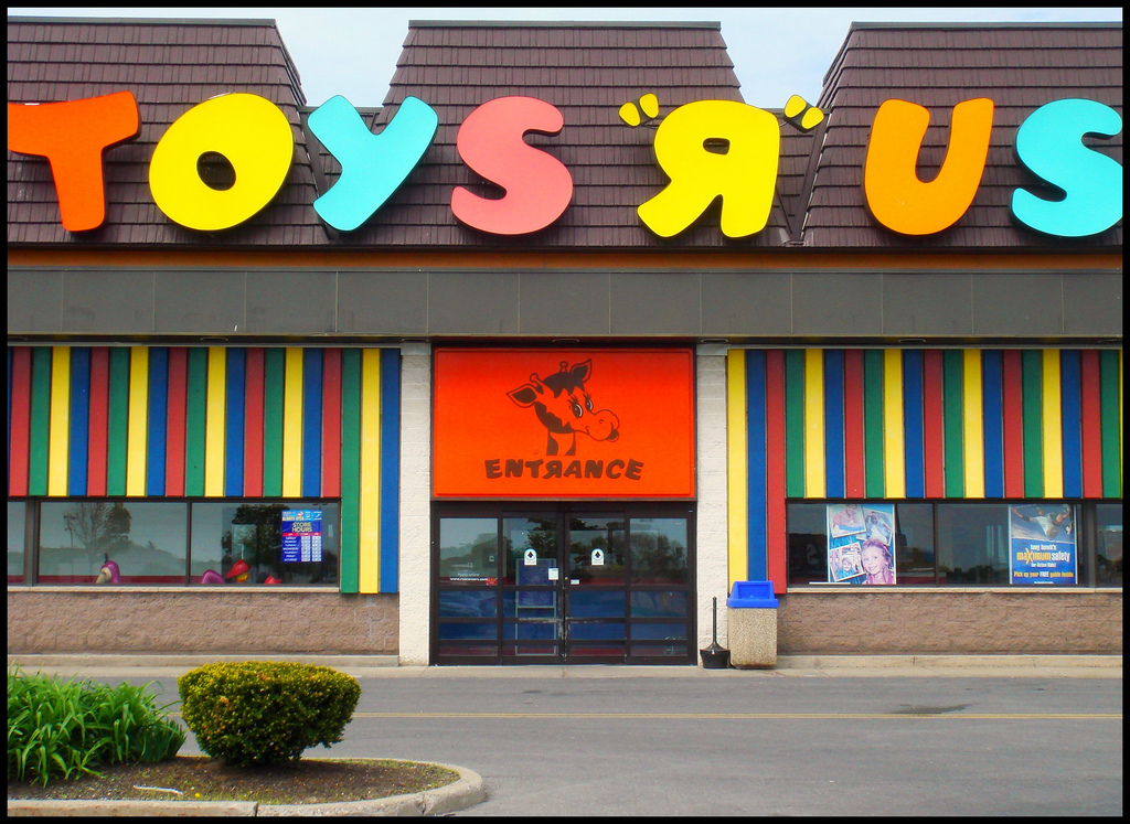 Toys ‘R’ Us Tries Bold Experiment In Actually Stocking Toys