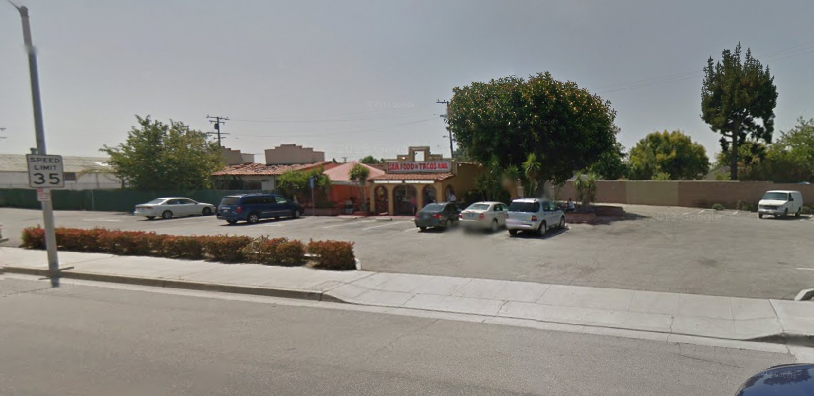 World’s First Taco Bell Building Facing Possible Demolition – Consumerist