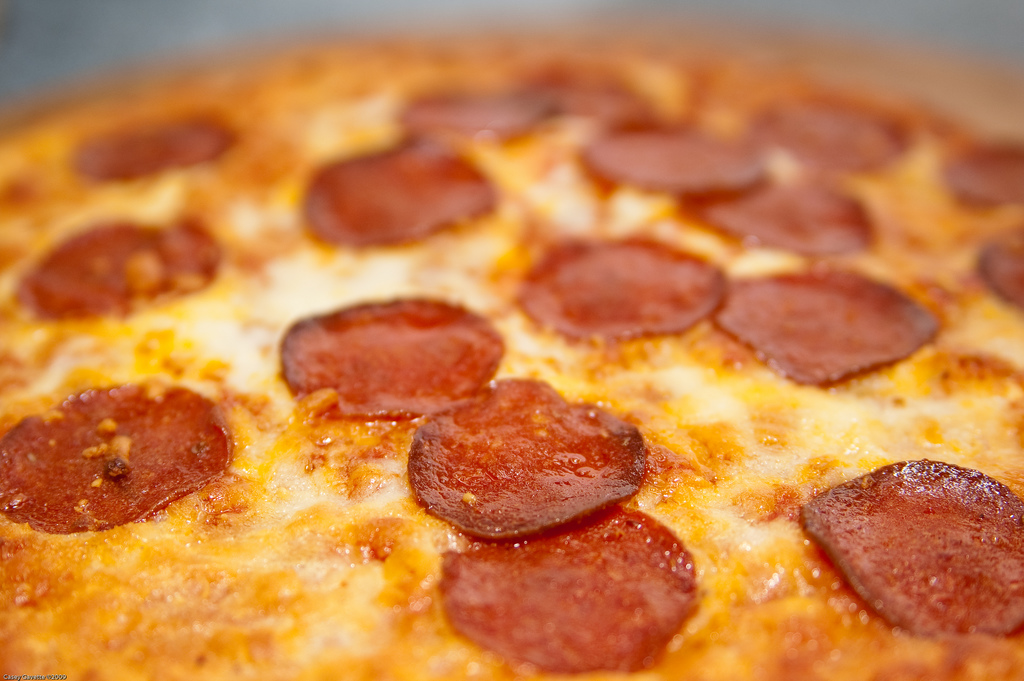 Study: Ordering Pizza Online Adds Up When It Comes To Calories And Cash