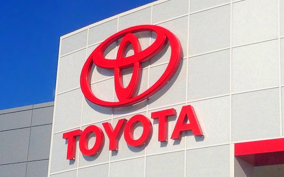 Toyota Will Stop Using Takata’s Ammonium Nitrate Airbags