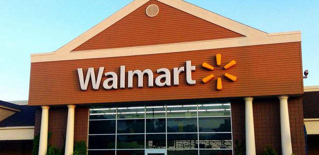 Walmart Employee Says He Was Fired For Waiting 30 Minutes To Turn In $350 He Found In Parking Lot