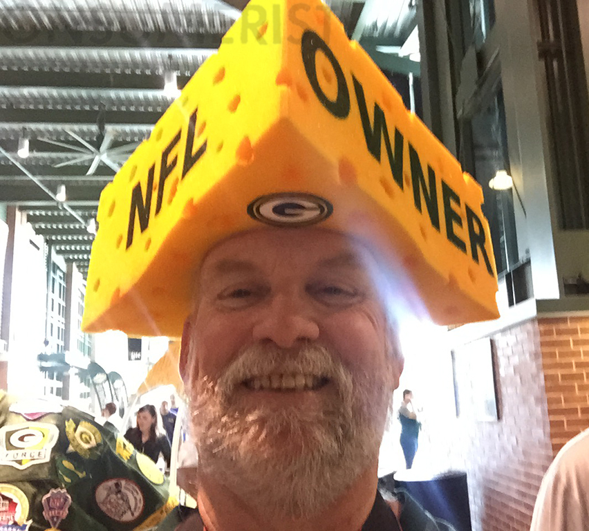 This is what happens when a Packers owner gets ahold of your phone. Steve, middle name, "The Owner"
