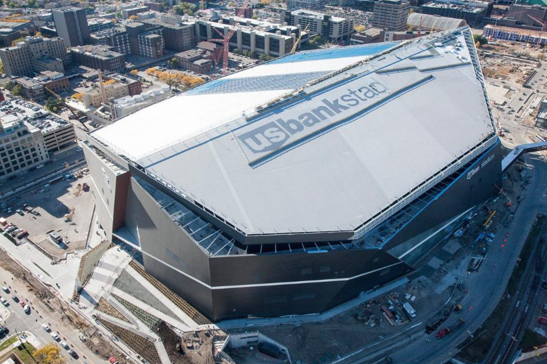 Minnesota Vikings Sue Wells Fargo For Attempting To “Photo Bomb” New Stadium