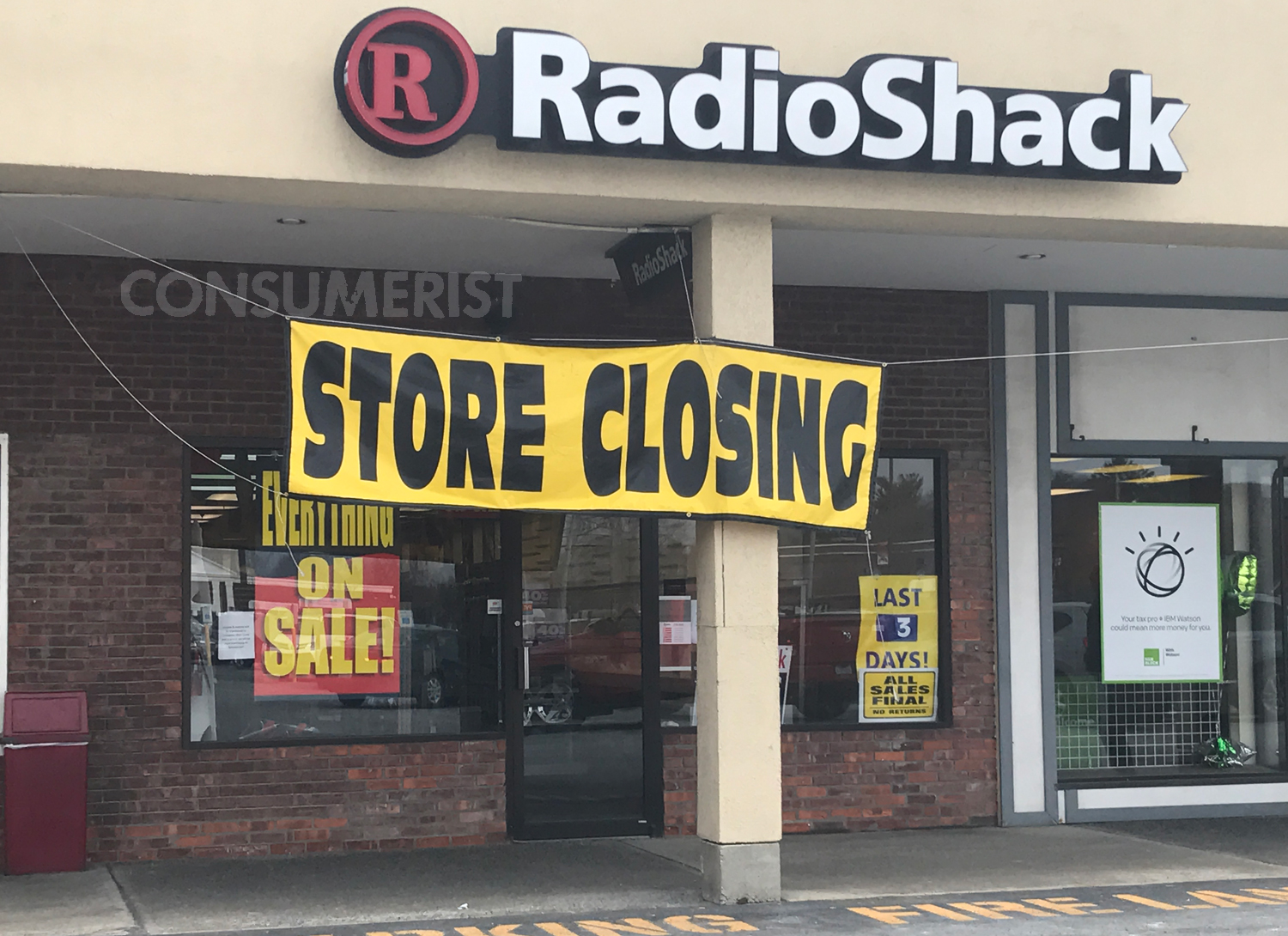 Is Your Local RadioShack Store Closing Soon? Let Us Know