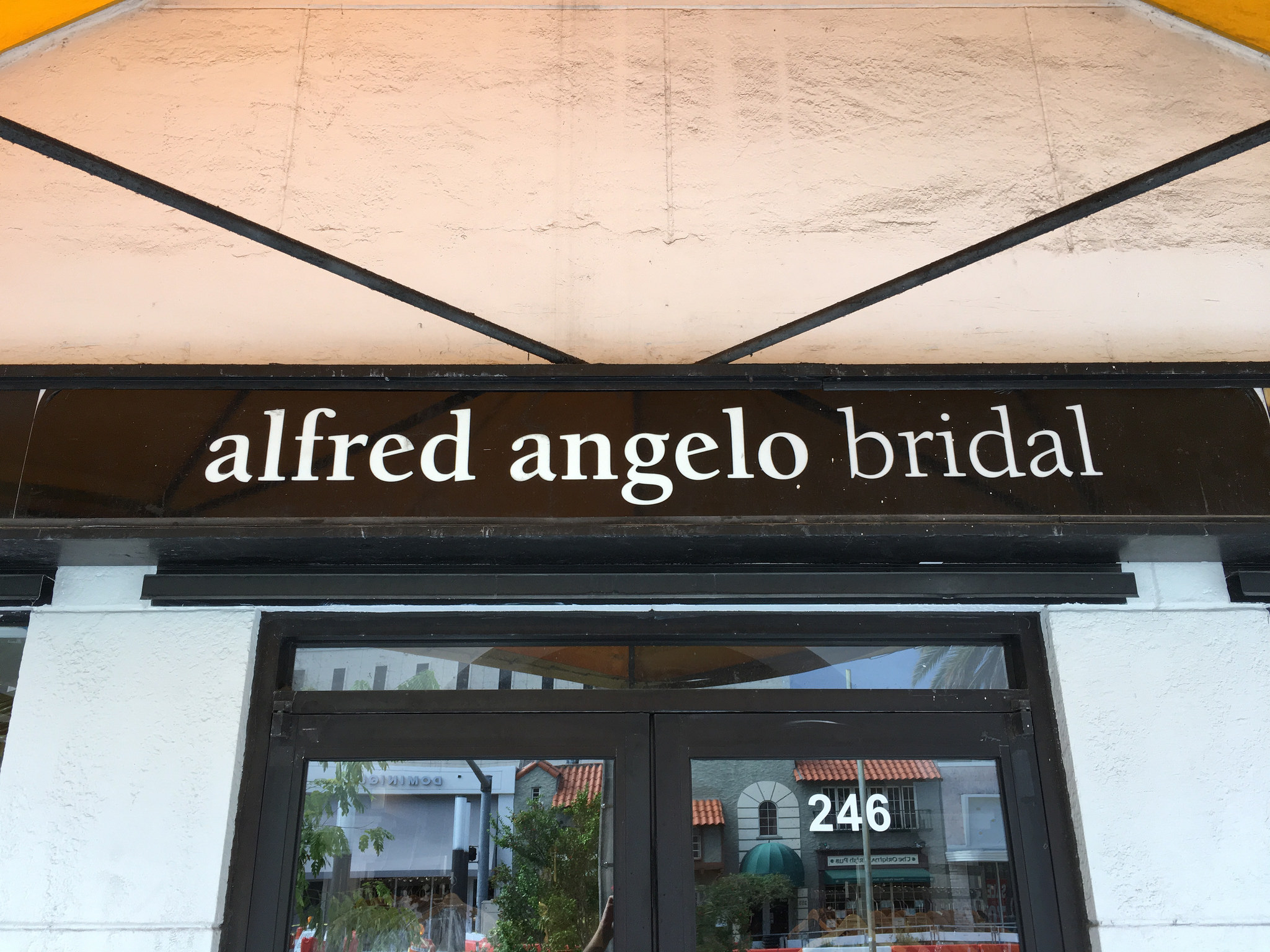 alfred angelo – Consumerist