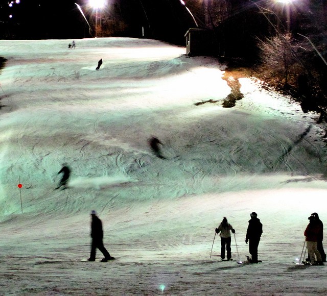 wachusett ski slope people